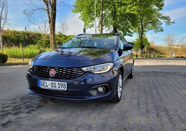 Fiat Tipo cena 44900 przebieg: 156000, rok produkcji 2018 z Olsztynek małe 232